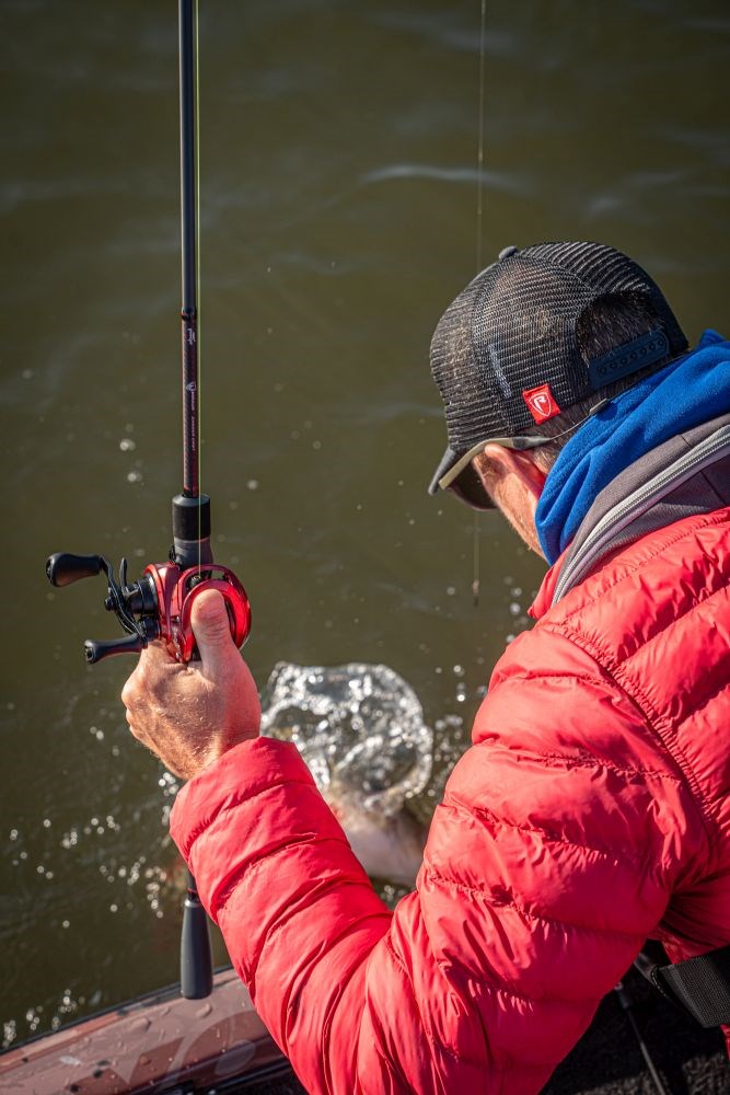 Fox Rage Prut Warrior Zander Cast 2,1 m 10-40 g 1+1-Díl (12)